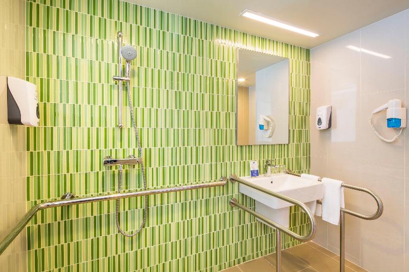 Holiday Inn Express Sukhumvit 11 - Oda