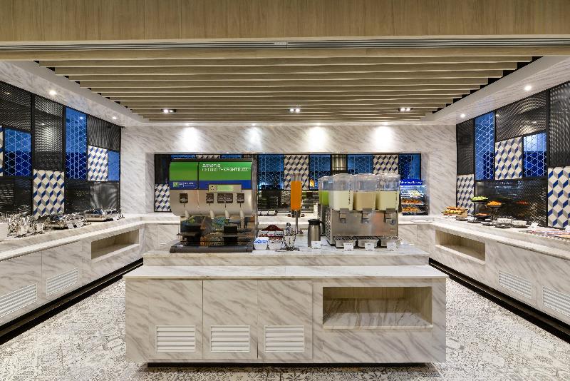 Holiday Inn Express Sukhumvit 11 - Restoran