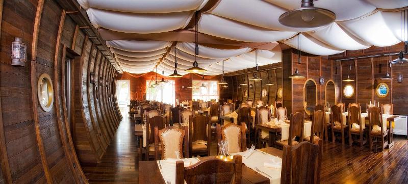 Plaza Omis - Restoran