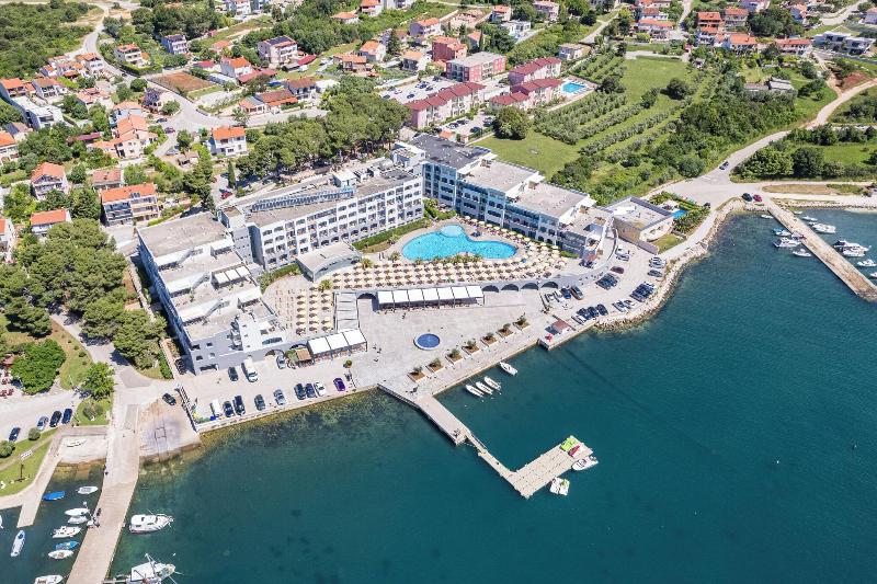 Resort del Mar - Genel