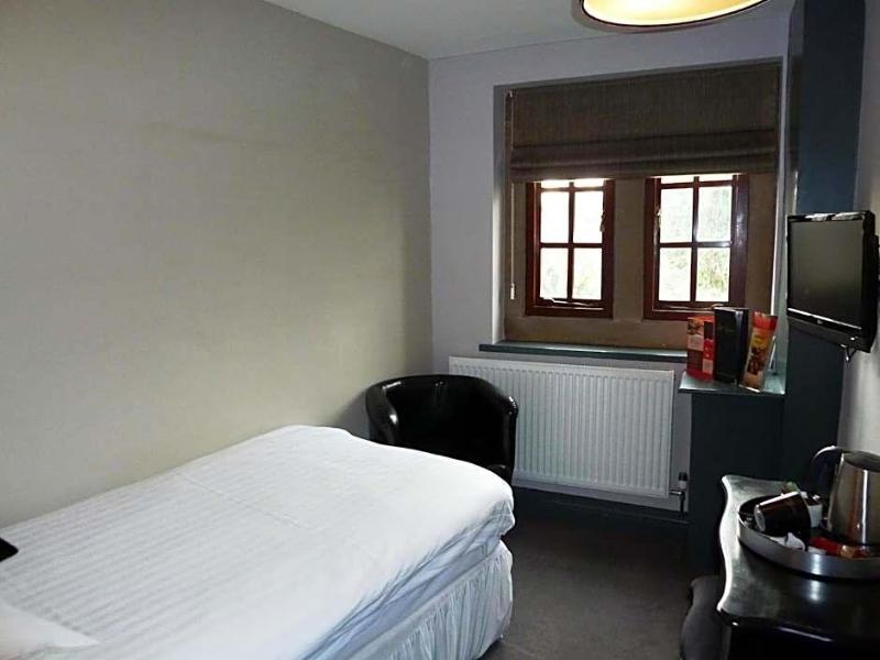 The Manor House hotel - Oda