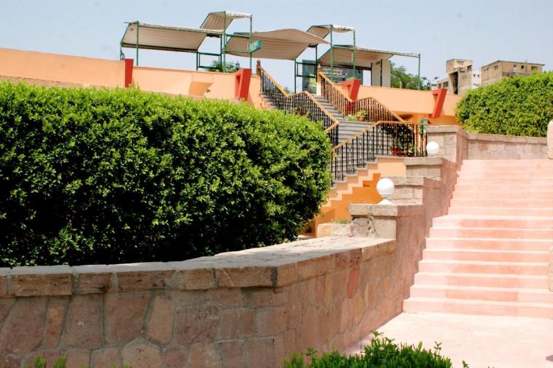 Pyramisa Isis Corniche - Teras