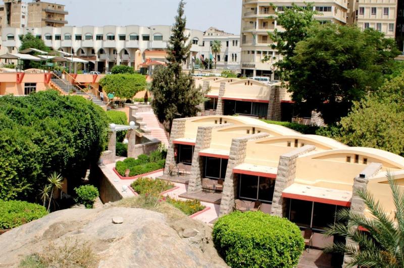 Pyramisa Isis Corniche - Teras