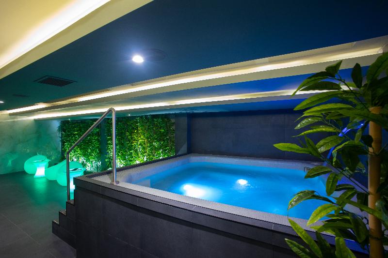 Bushi Resort & SPA - Havuz