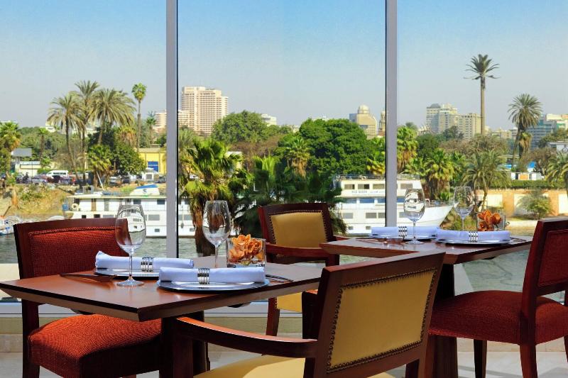 Sheraton Cairo Hotel Towers And Casino - Restoran