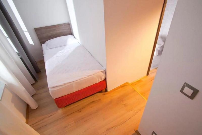 B&B Hotel Maribor UNI Hostel - Oda