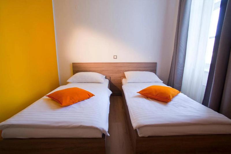 B&B Hotel Maribor UNI Hostel - Oda