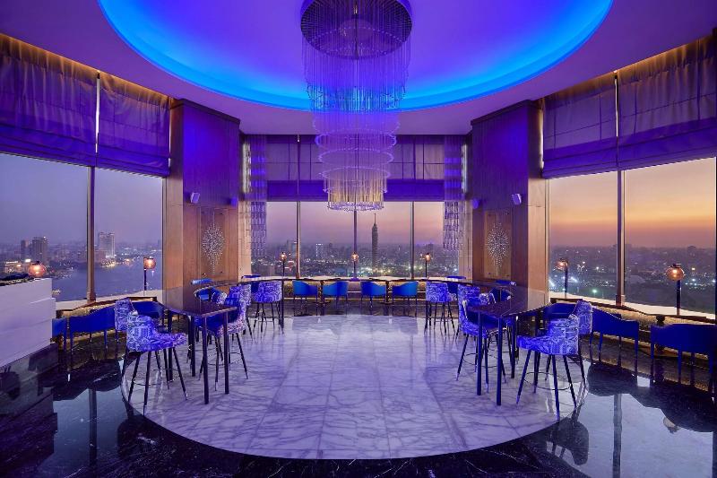 Ramses Hilton - Bar
