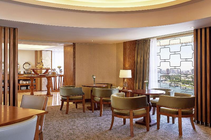 Ramses Hilton - Toplantı