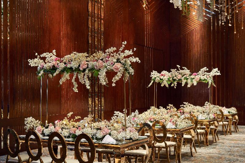 Ramses Hilton - Toplantı