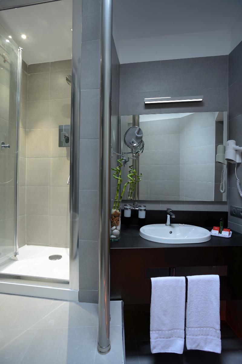 Rome Art Hotel - Oda