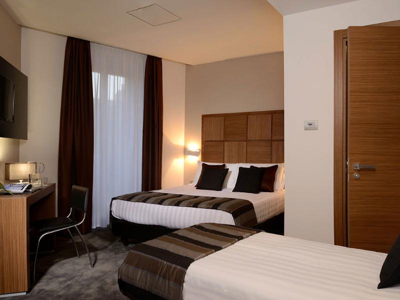 Rome Art Hotel - Oda
