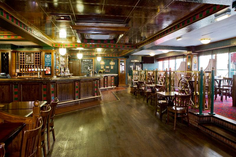 Royal National - Bar