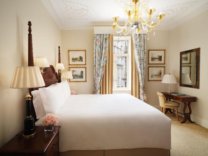 The Savoy - A Fairmont Hotel - Oda