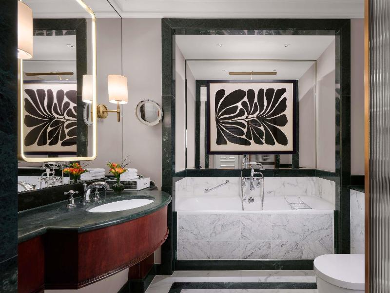 The Savoy - A Fairmont Hotel - Oda