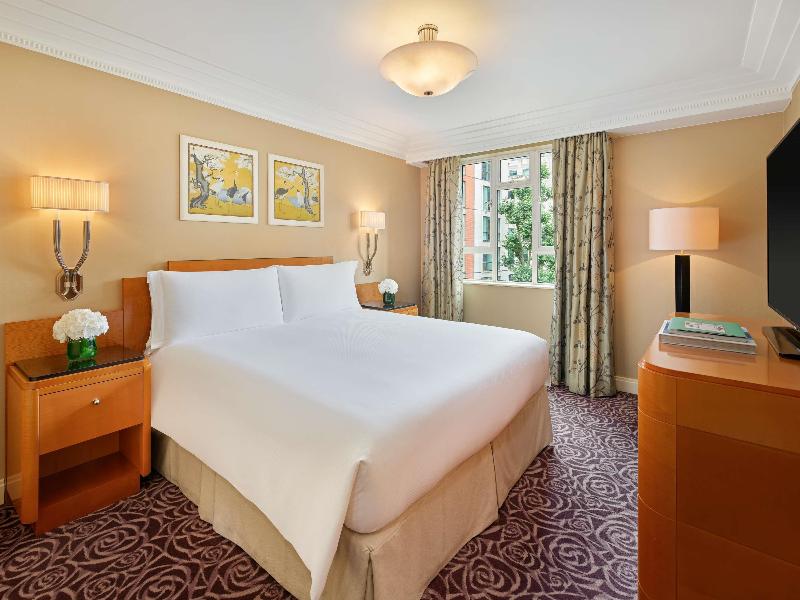 The Savoy - A Fairmont Hotel - Oda