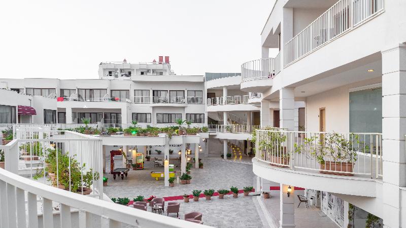 Ladies Beach Suite Hotel - Genel