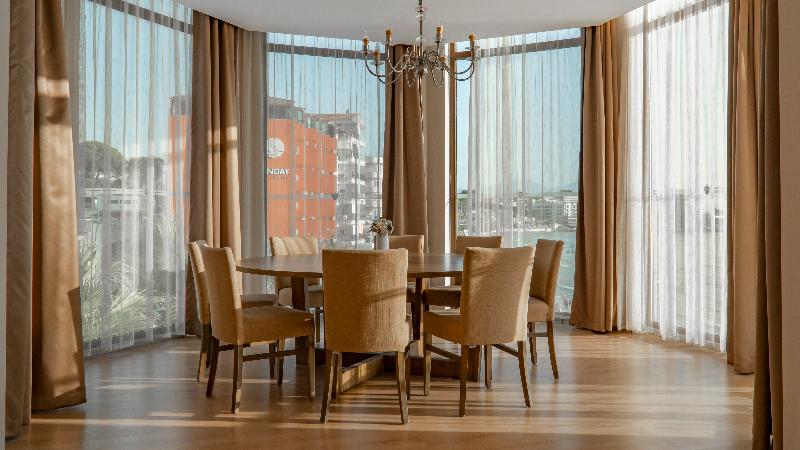 Ladies Beach Suite Hotel - Oda