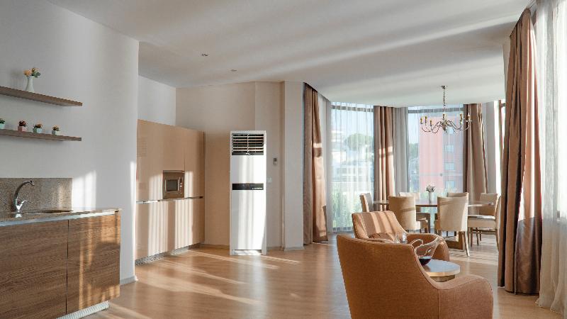 Ladies Beach Suite Hotel - Oda