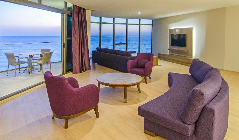 Ladies Beach Suite Hotel - Oda