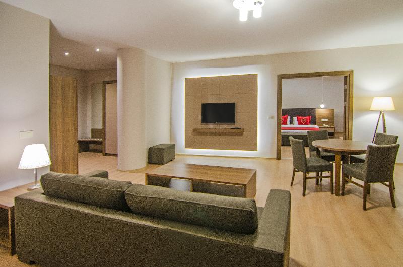 Ladies Beach Suite Hotel - Oda