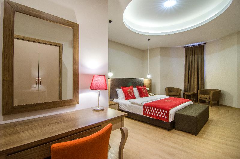 Ladies Beach Suite Hotel - Oda