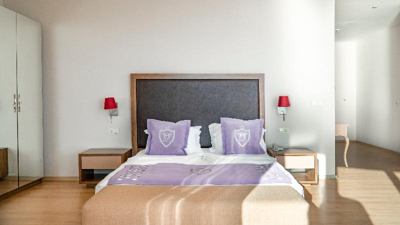 Ladies Beach Suite Hotel - Oda
