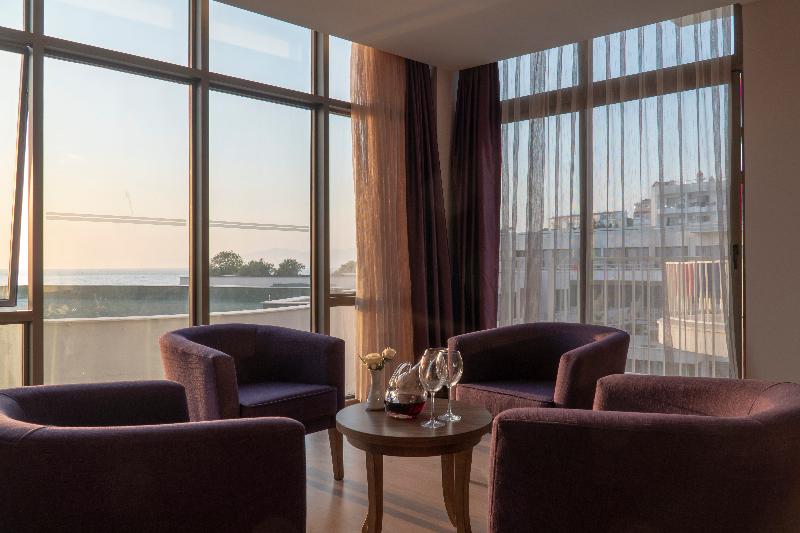Ladies Beach Suite Hotel - Oda