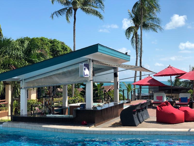 Royal Beach Boutique Resort & Spa (SHA Extra+) - Bar