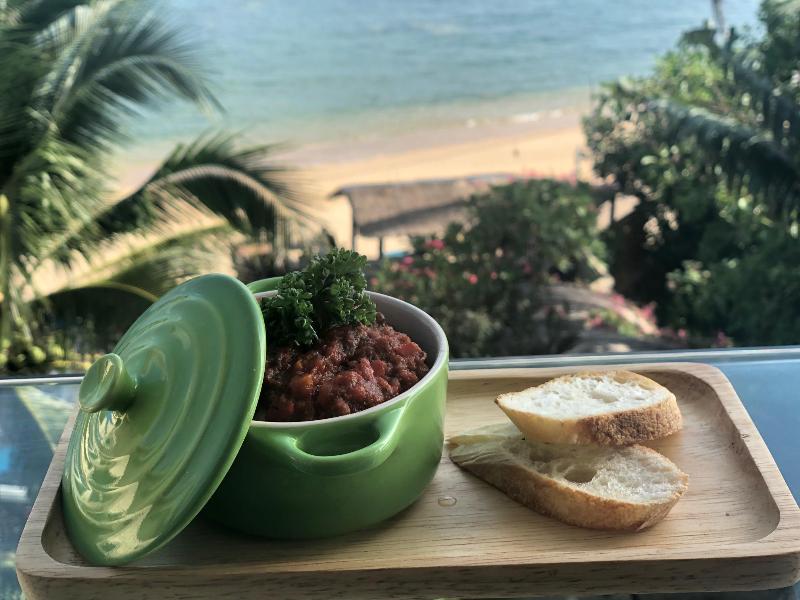 Royal Beach Boutique Resort & Spa (SHA Extra+) - Restoran