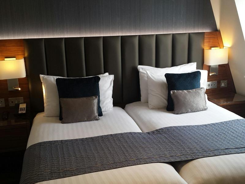 Norfolk Towers Hotel Paddington - Oda
