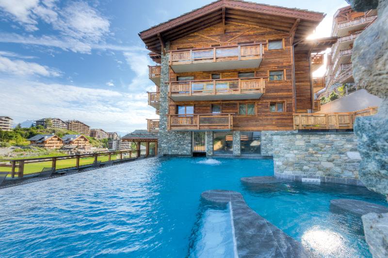 Nendaz 4 Vallées & SPA - Havuz