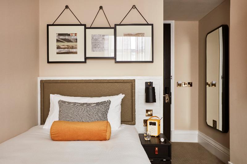 The Clermont London Victoria - Oda