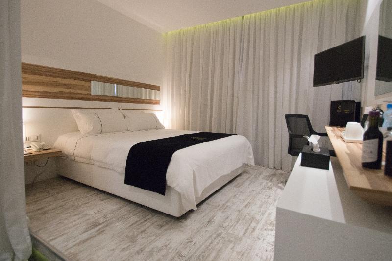 The Ciao Stelio Deluxe Hotel - Oda