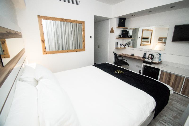 The Ciao Stelio Deluxe Hotel - Oda