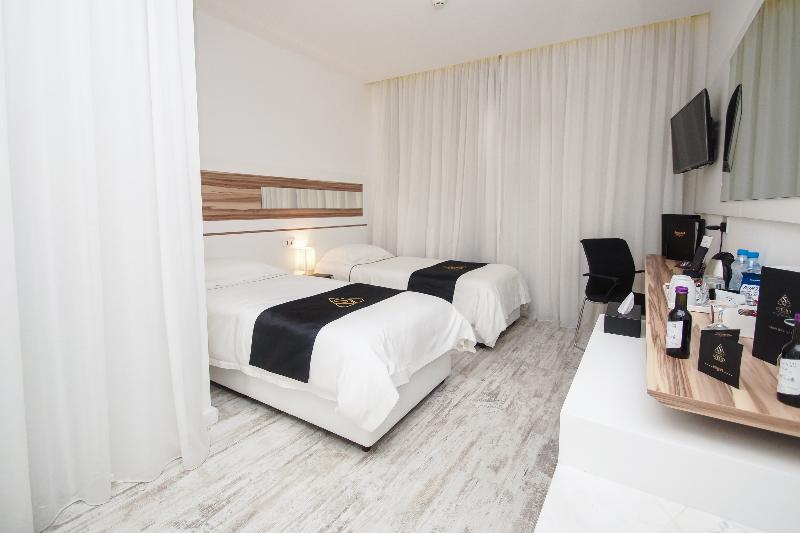 The Ciao Stelio Deluxe Hotel - Oda