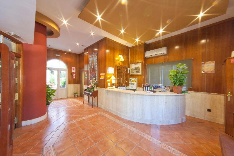 Hotel Plaza Manjón - Lobi