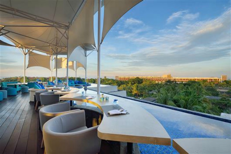de Vins Sky Hotel Seminyak - Restoran