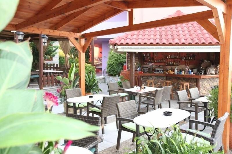 Poledas Apartments - Bar