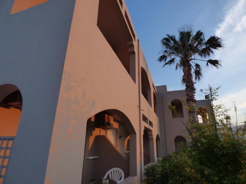 Poledas Apartments - Genel