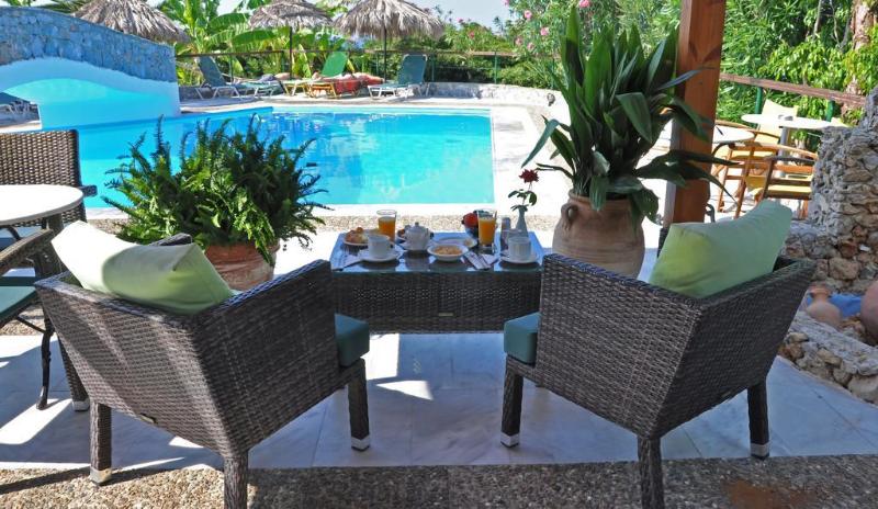 Poledas Apartments - Genel