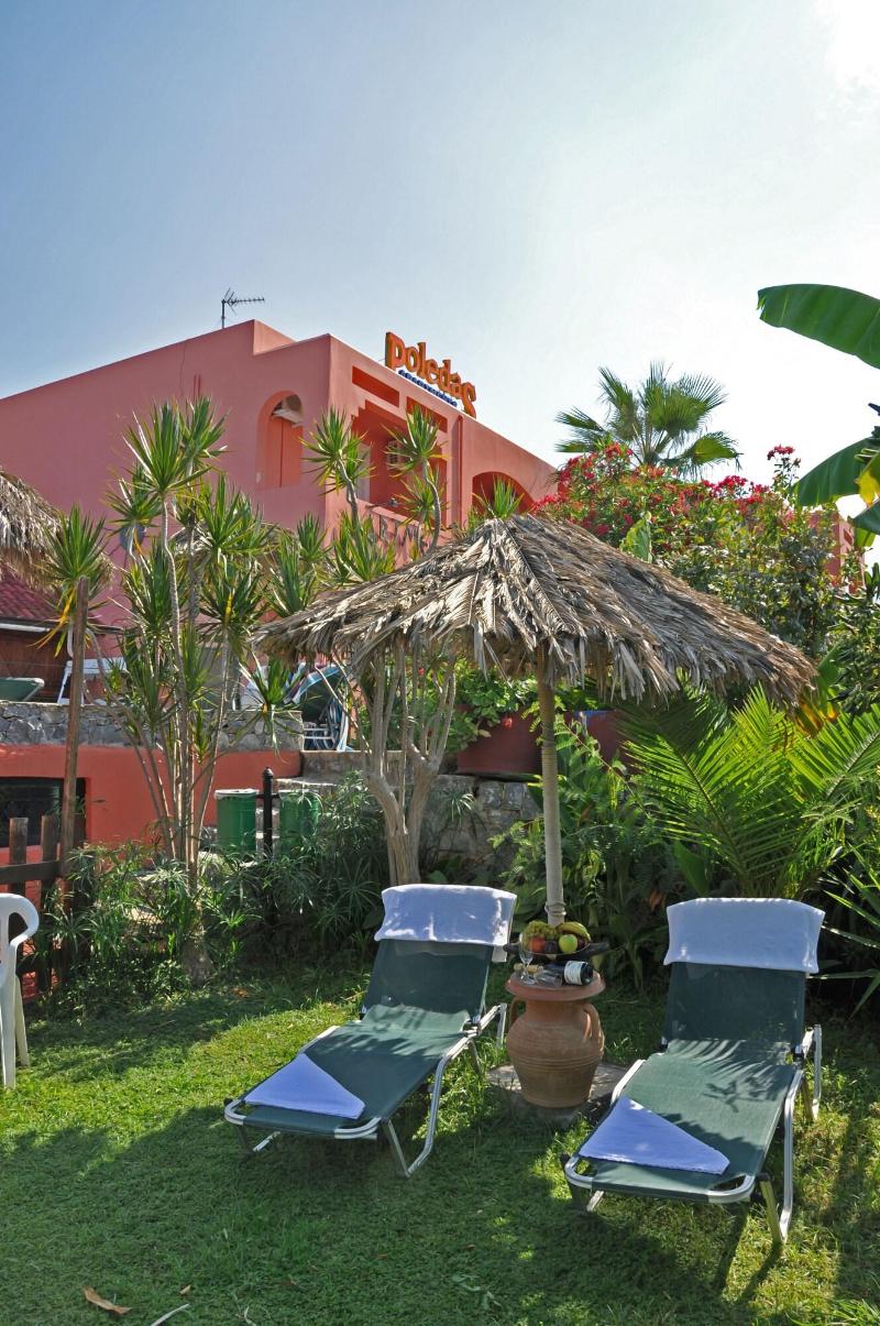 Poledas Apartments - Teras