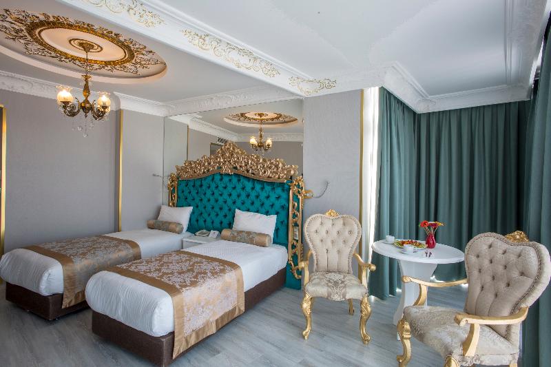 White Monarch Hotel - Oda