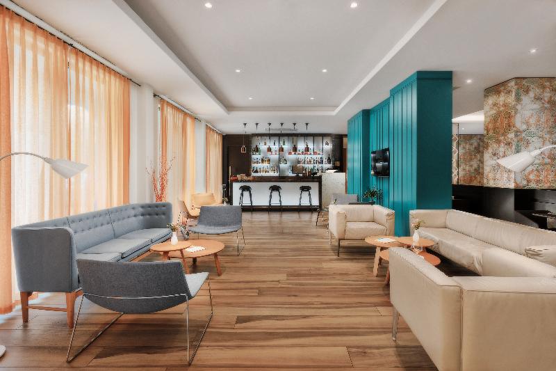 Crowne Plaza Budva by IHG - Bar