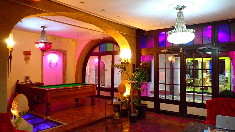 Hôtel Renaissance - Lobi