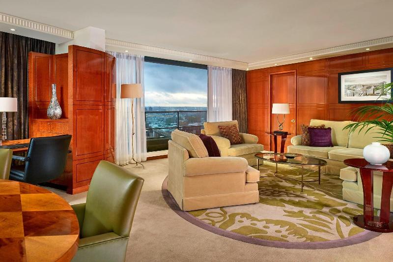 The Park Tower Knightsbridge - Lobi
