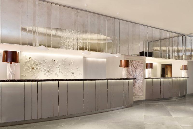 The Park Tower Knightsbridge - Genel
