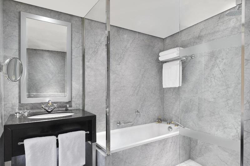 The Park Tower Knightsbridge - Oda