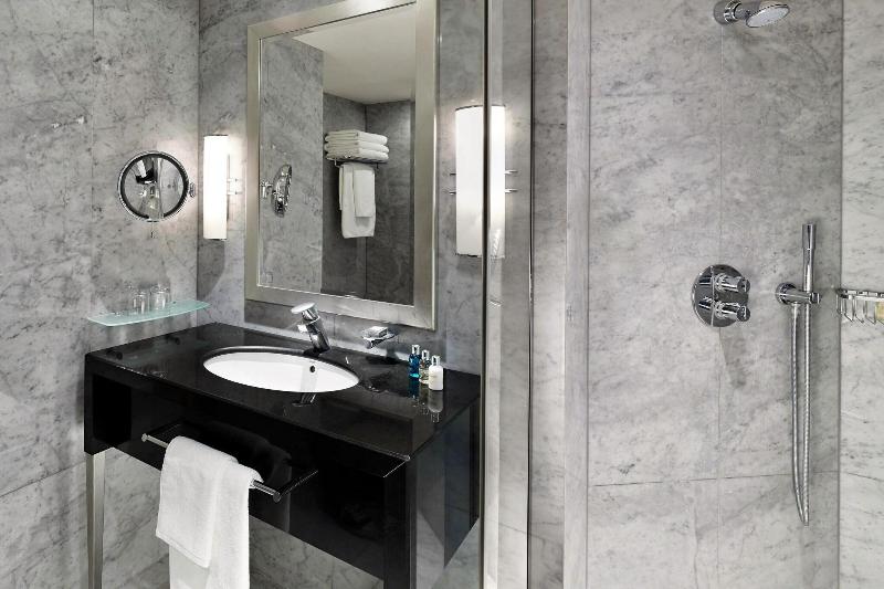 The Park Tower Knightsbridge - Oda