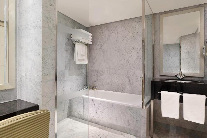 The Park Tower Knightsbridge - Oda
